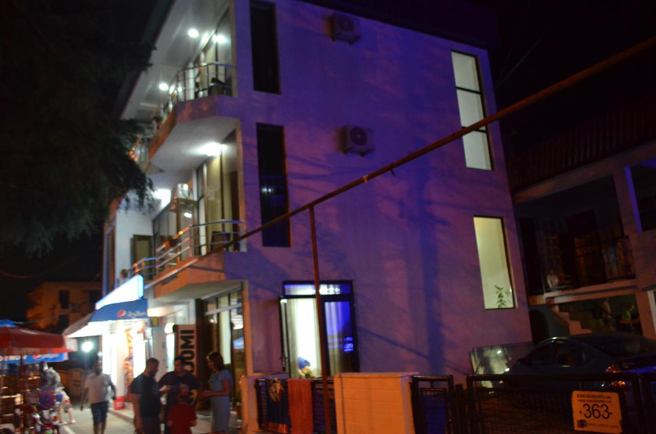 Balu Hotel Kobuleti Exterior foto