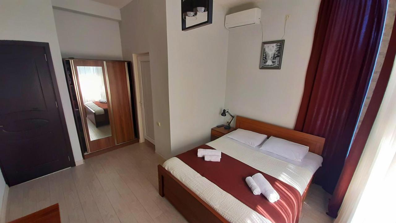 Balu Hotel Kobuleti Exterior foto